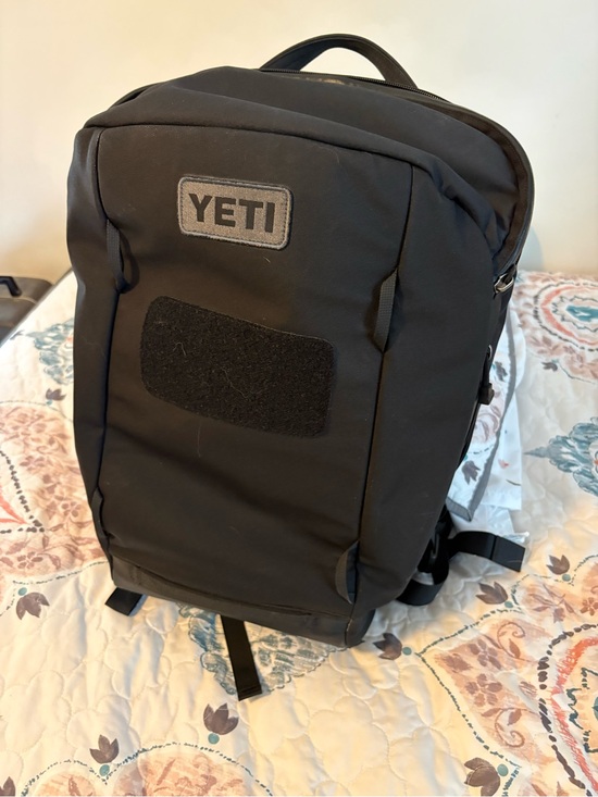 Yeti Other - Yeti Crossroads 22L commuter style Backpack